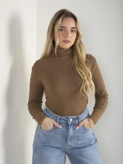 Camisola malha fina acabamento rolling