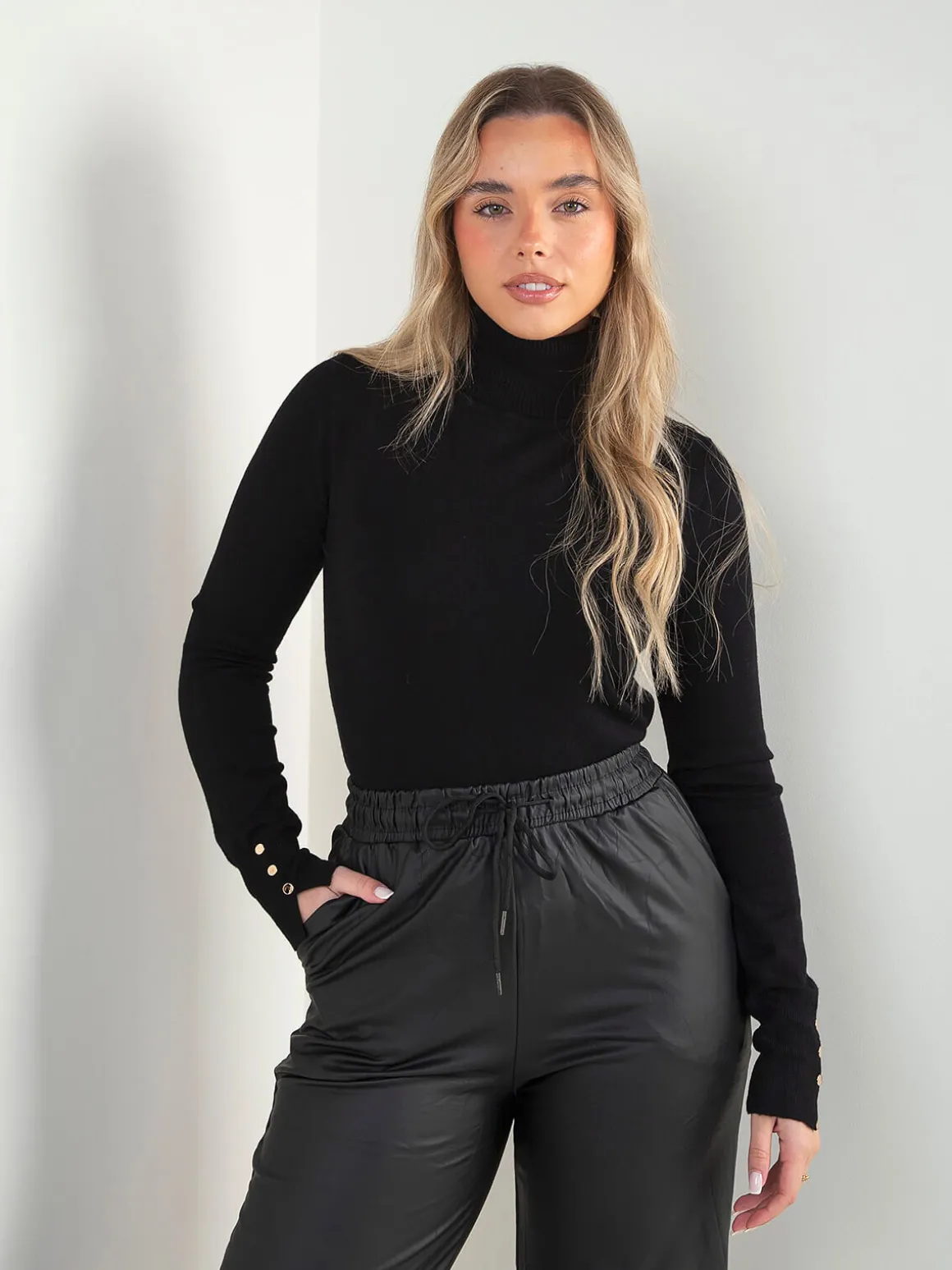 Camisola malha fina com detalhe