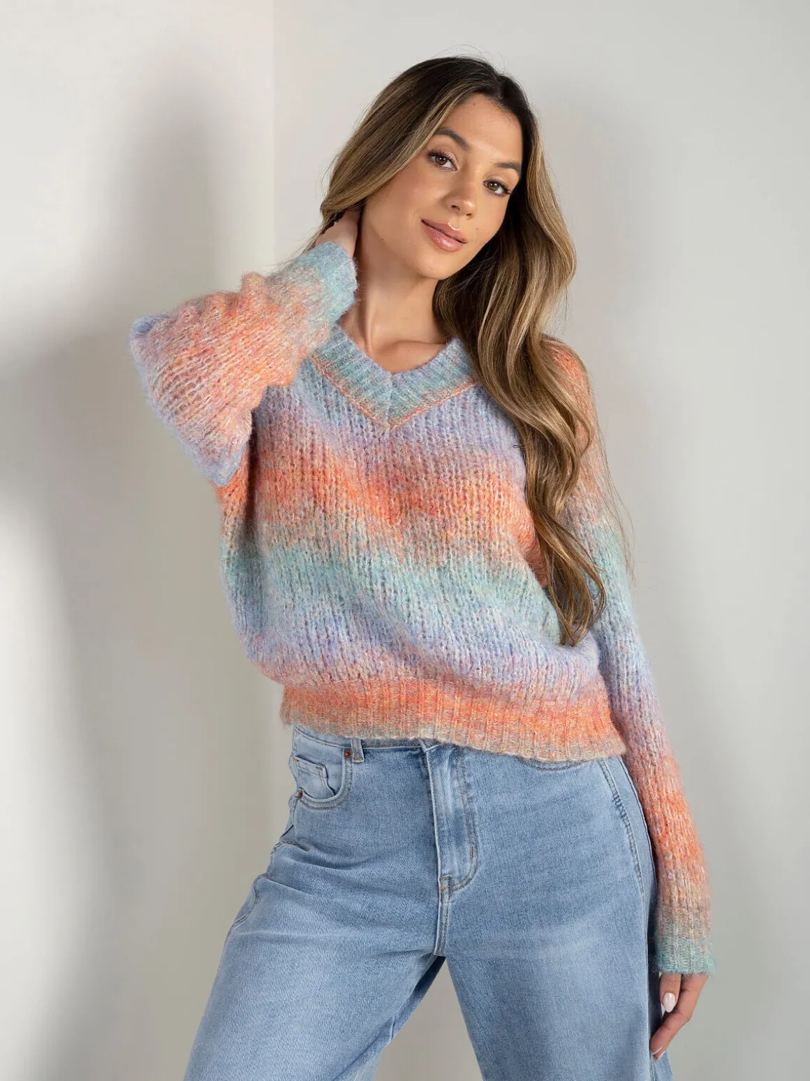 Camisola malha multicolor em V