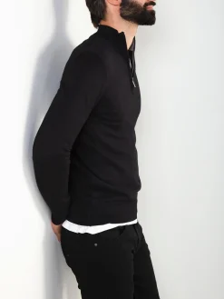 Camisola malha preta com fecho