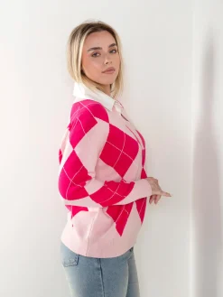 Camisola malha rosa com padrão losangos
