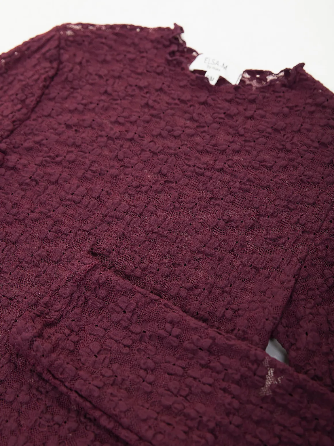 Camisola renda manga comprida