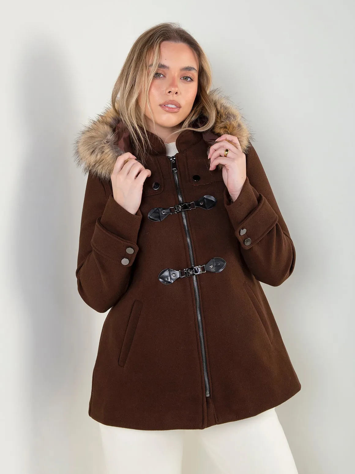 Canadiana fazenda capuz com pelo