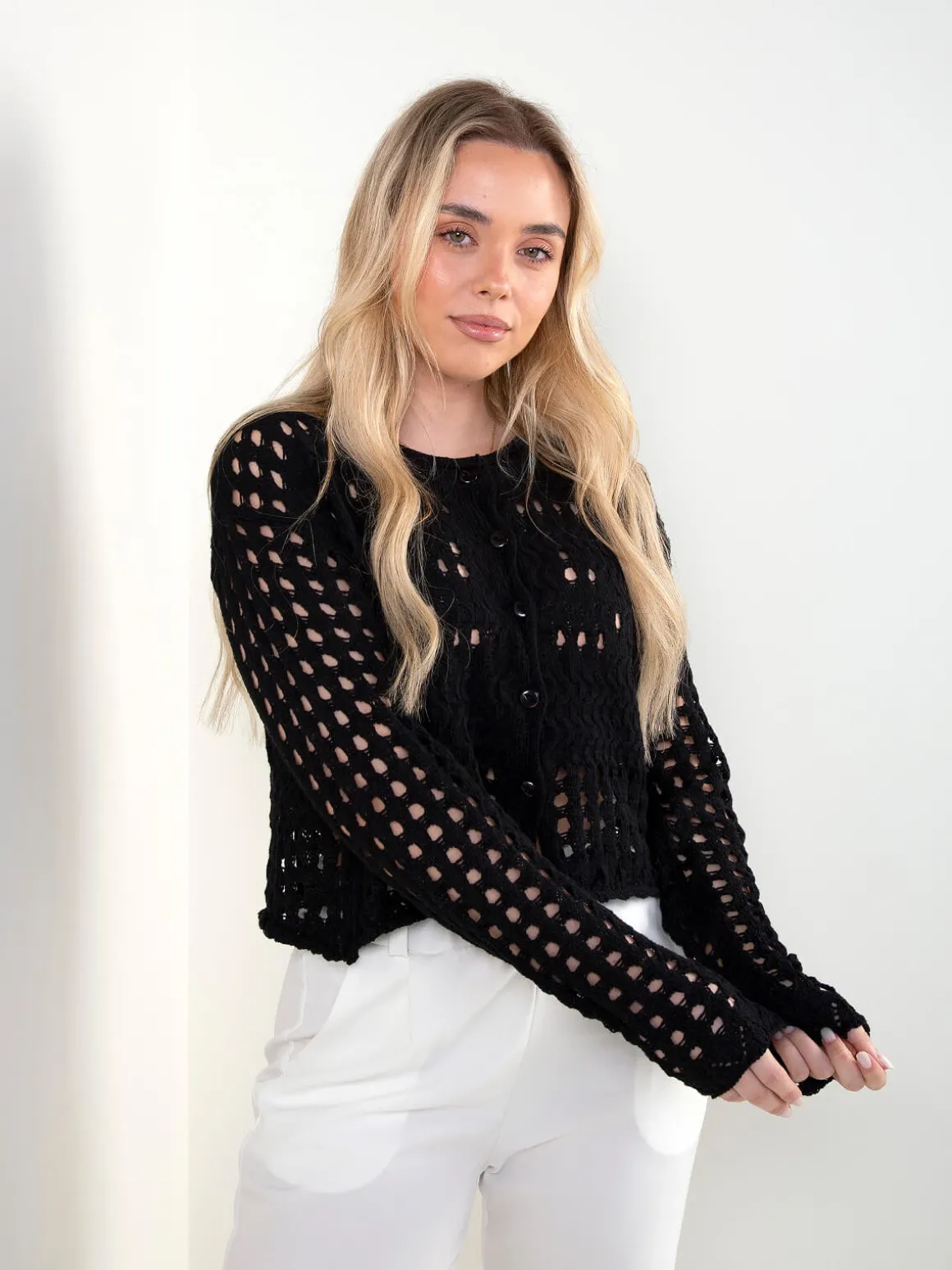 Cardigan de malha perfurada