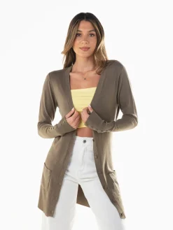 Casaco malha comprido com bolsos