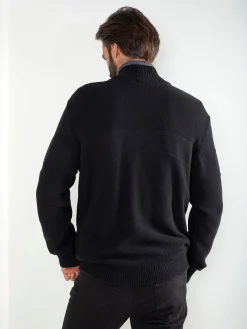 Casaco preto malha estruturada