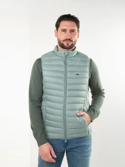 Colete acolchoado leve com gola subida