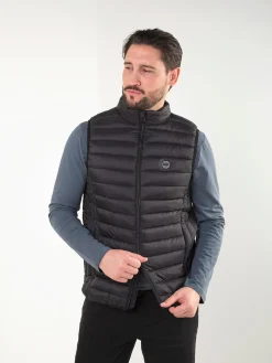 Colete acolchoado leve com gola subida