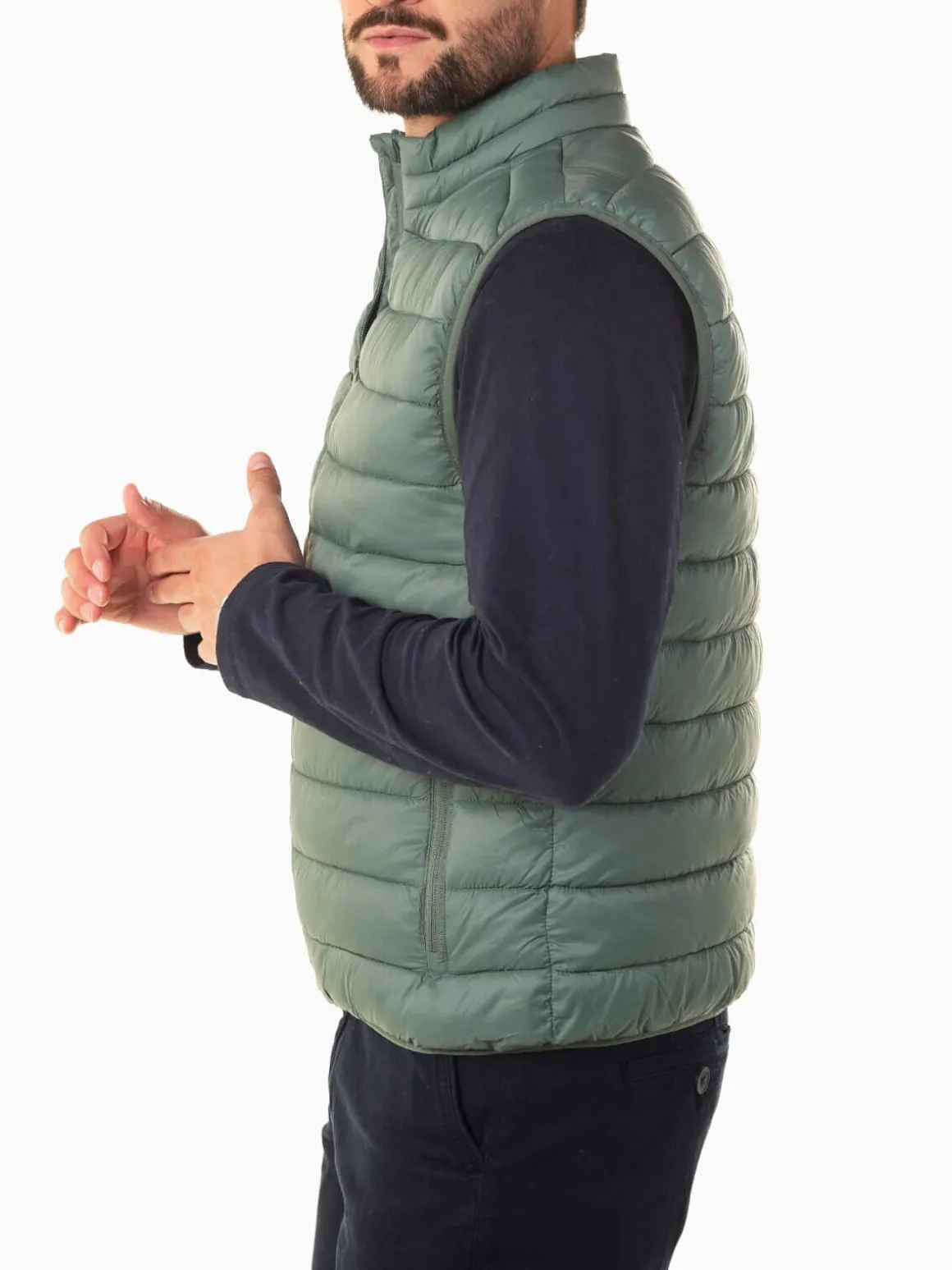 Colete acolchoado leve gola subida