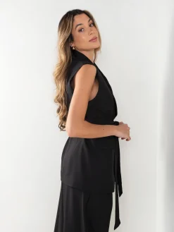 Colete alfaiataria com cinto