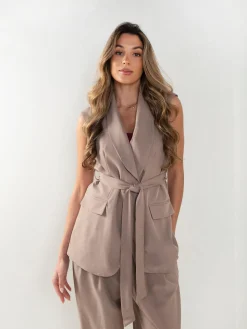 Colete alfaiataria com cinto