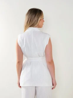 Colete alfaiataria com cinto