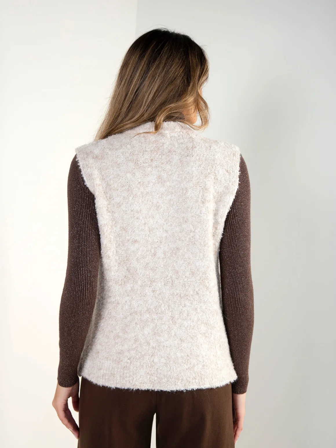 Colete malha com aplicação de urso