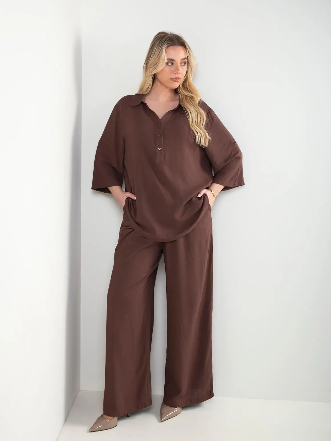 Conjunto efeito linho blusa e calças