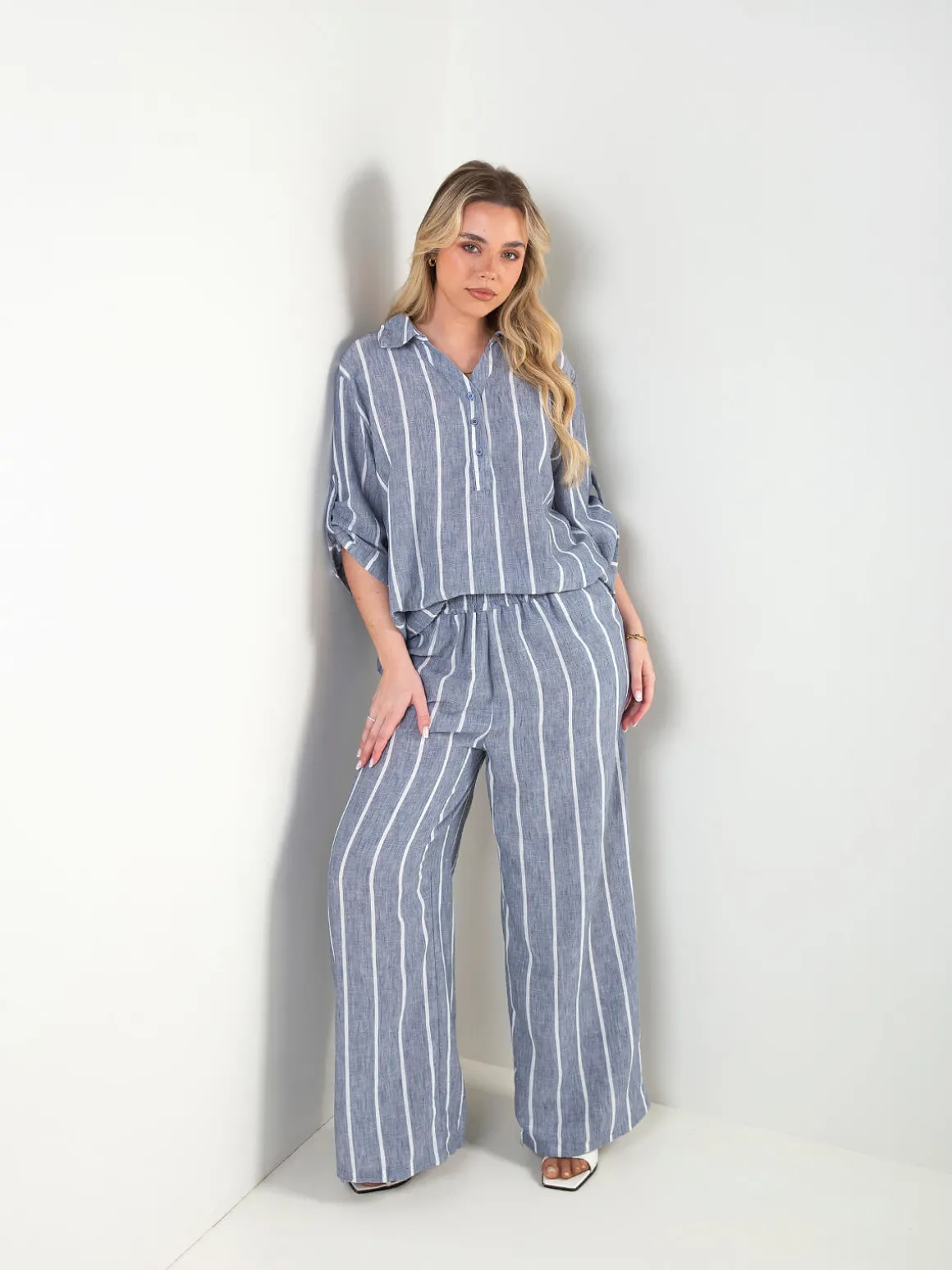 Conjunto efeito linho blusa e calças