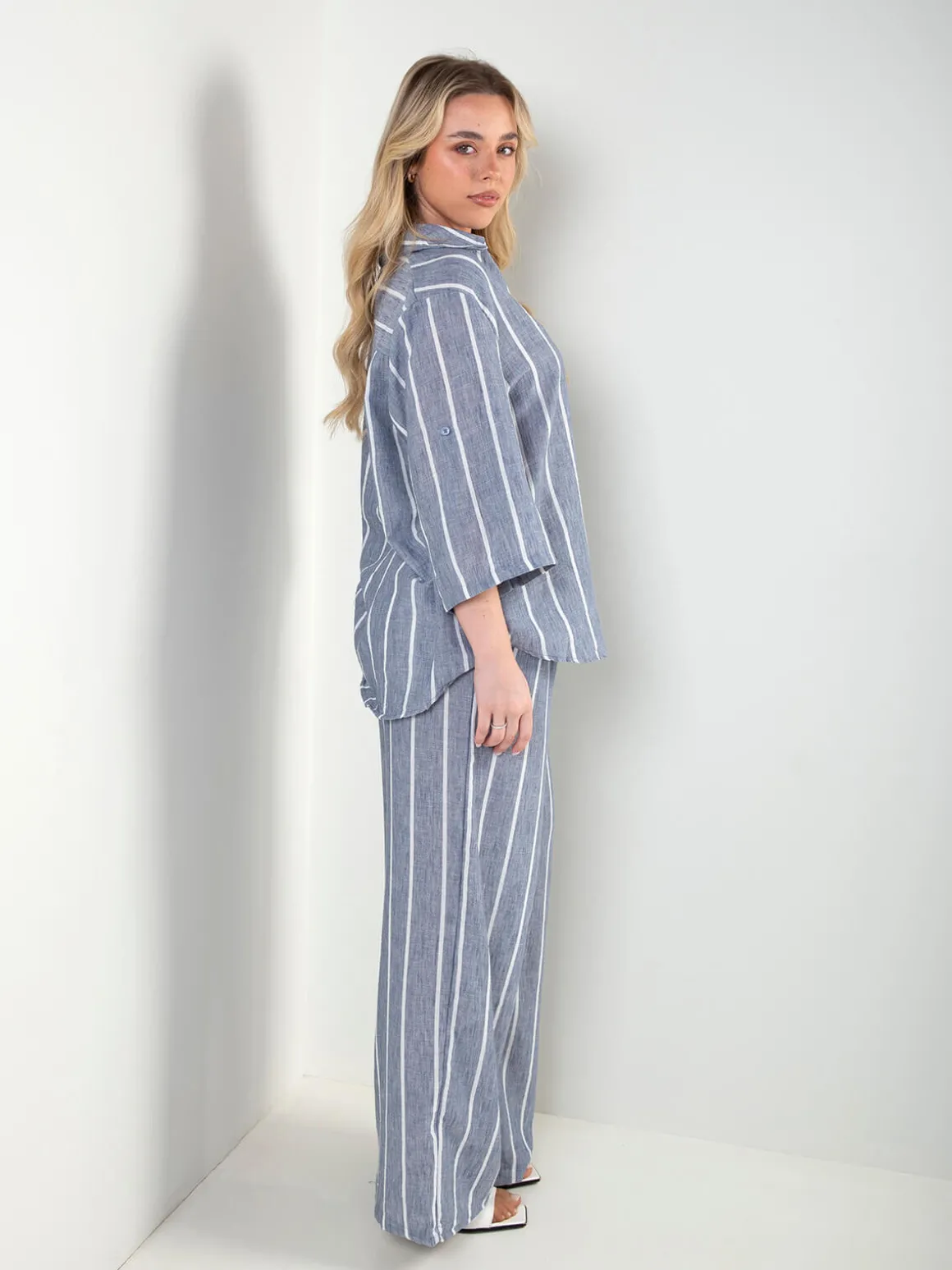 Conjunto efeito linho blusa e calças