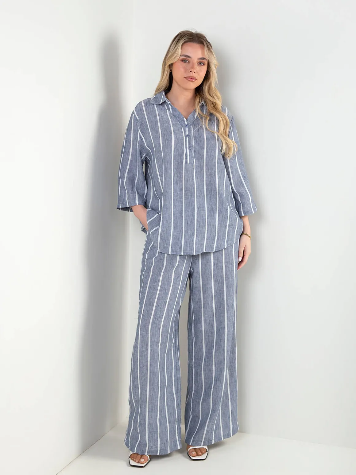 Conjunto efeito linho blusa e calças