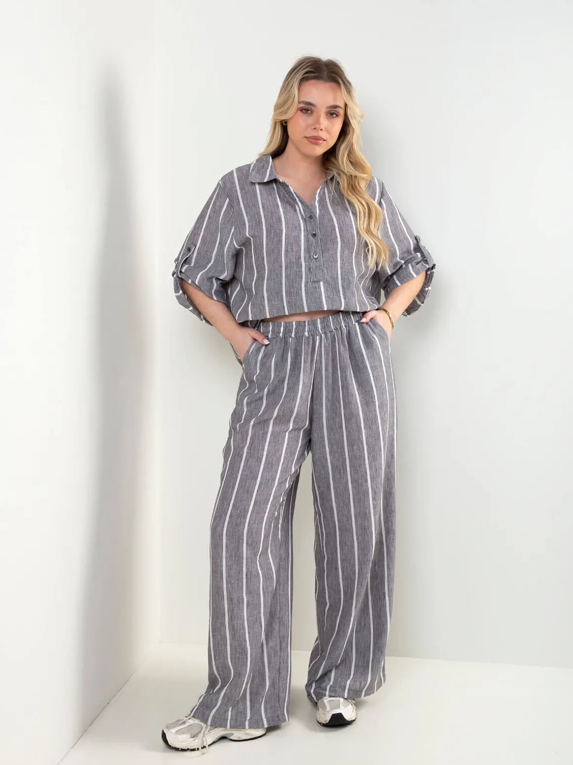 Conjunto efeito linho blusa e calças