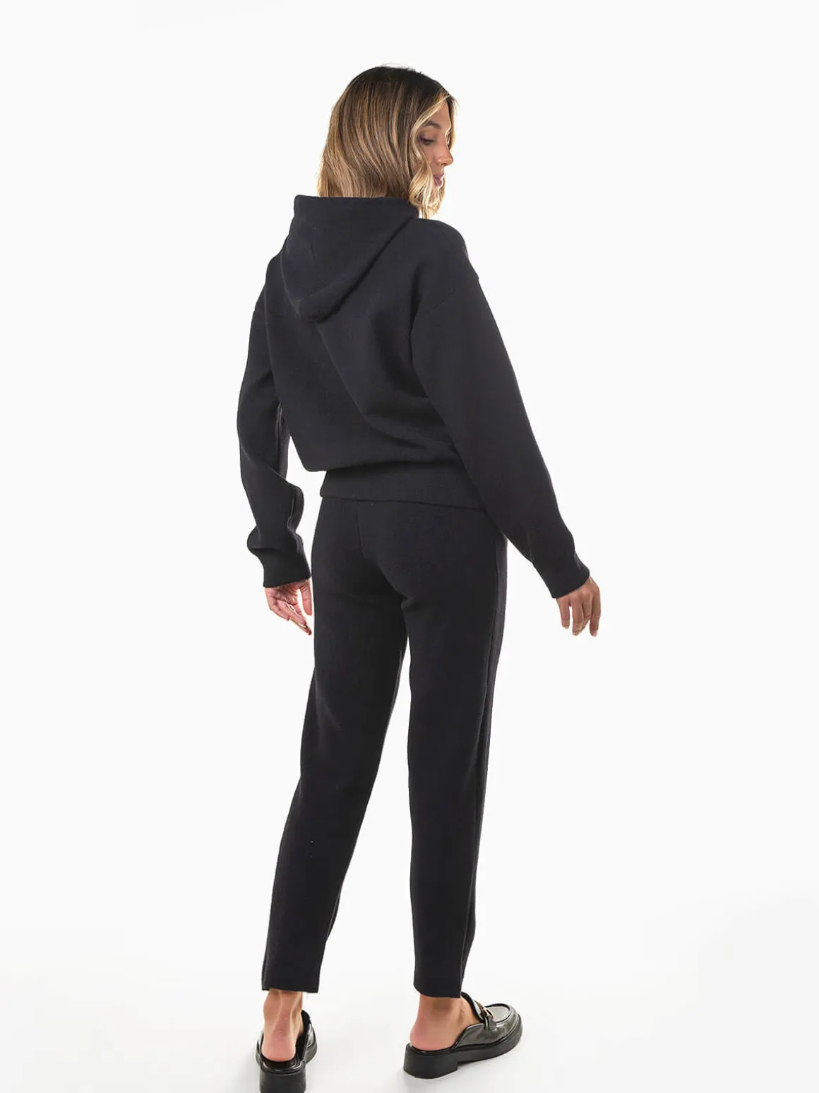 Conjunto malha suave sweatshirt e calças