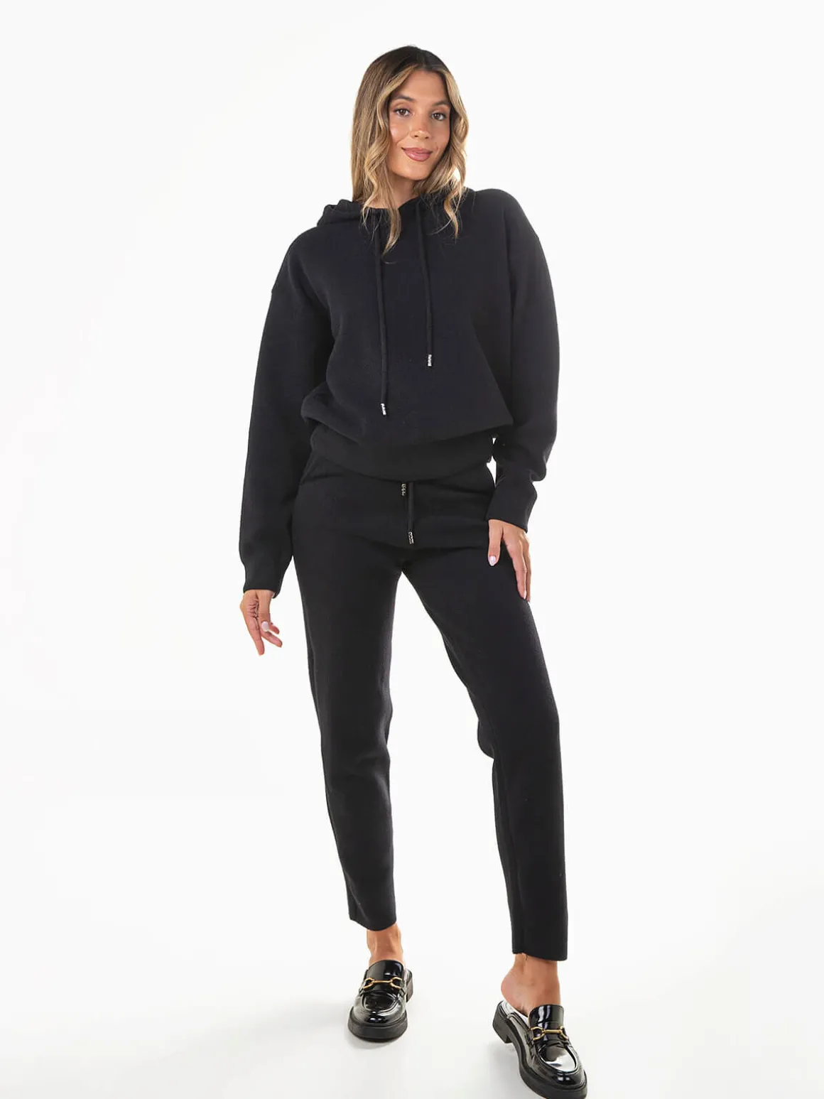 Conjunto malha suave sweatshirt e calças