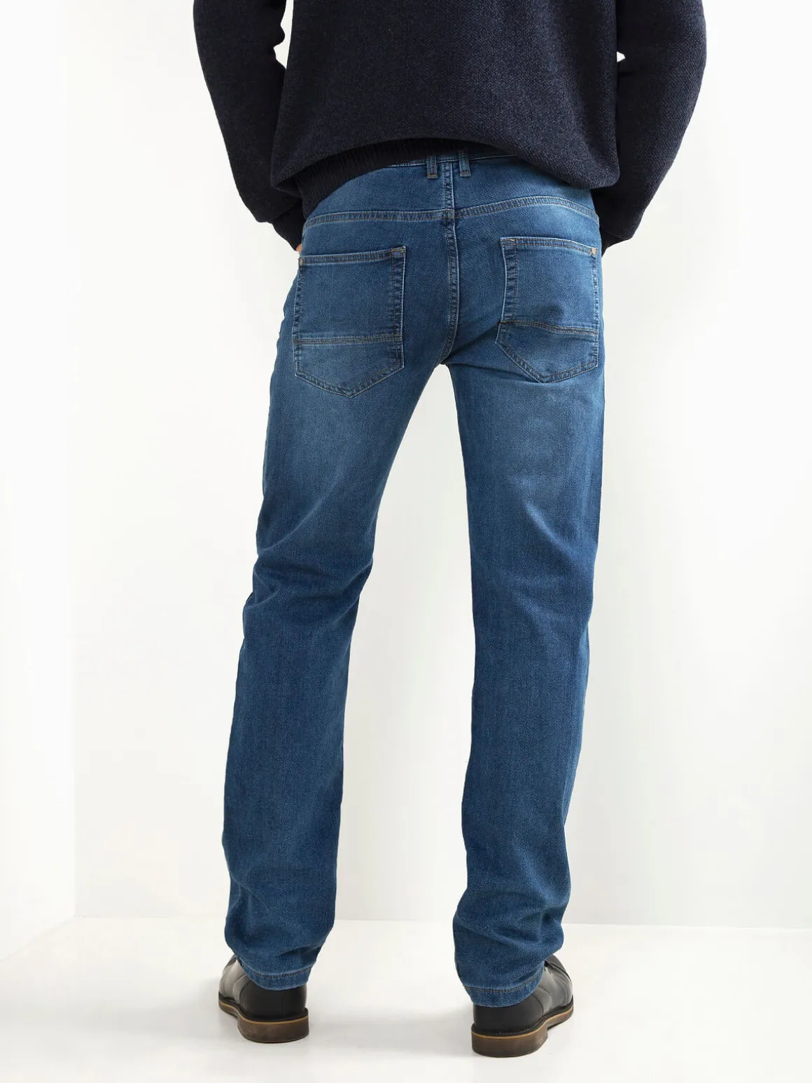 Jeans azul escuro regular fit