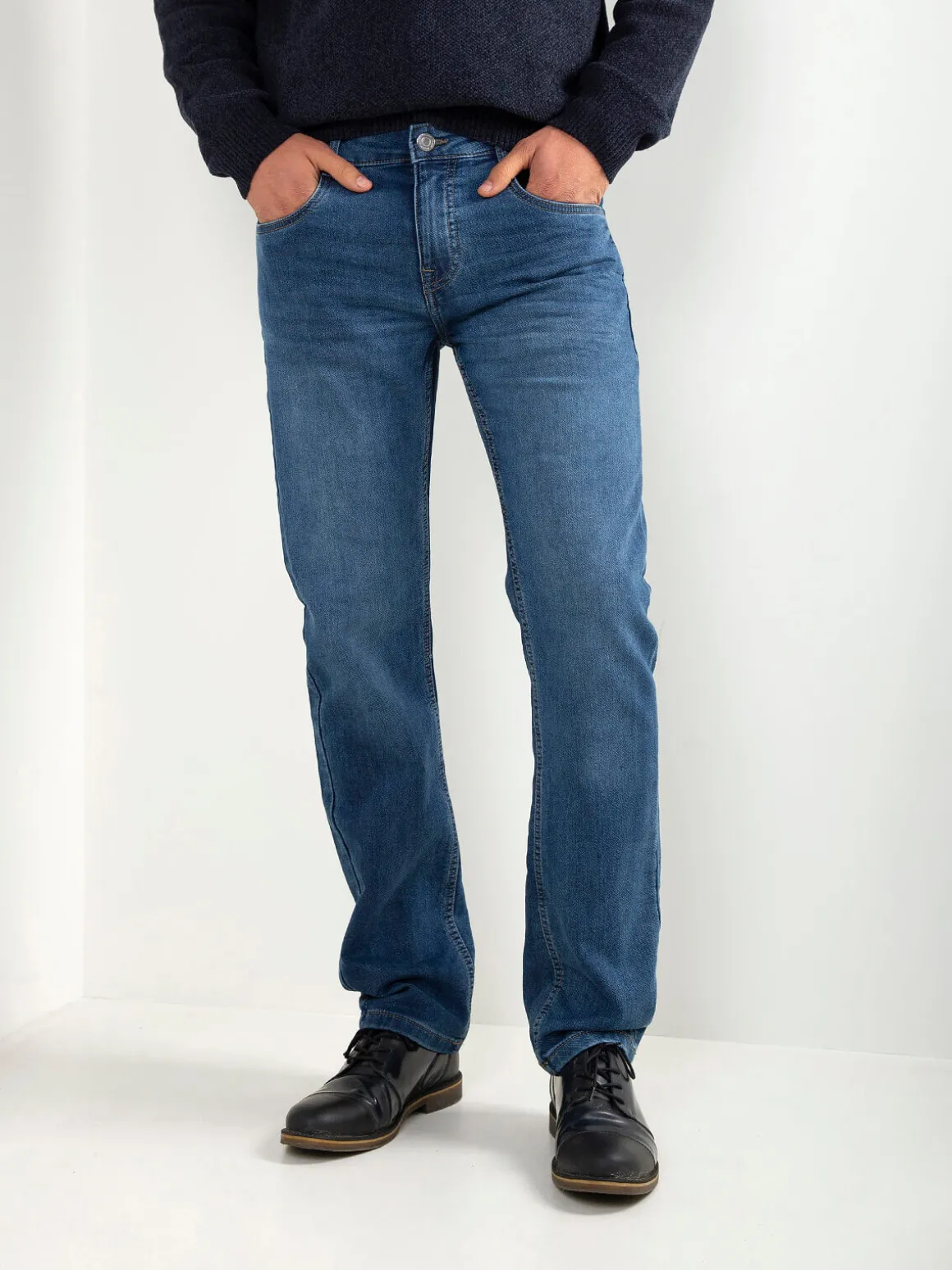 Jeans azul escuro regular fit