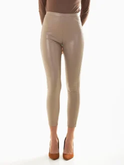 Leggings push-up efeito pele