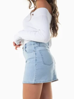 Minissaia ganga com estrelas