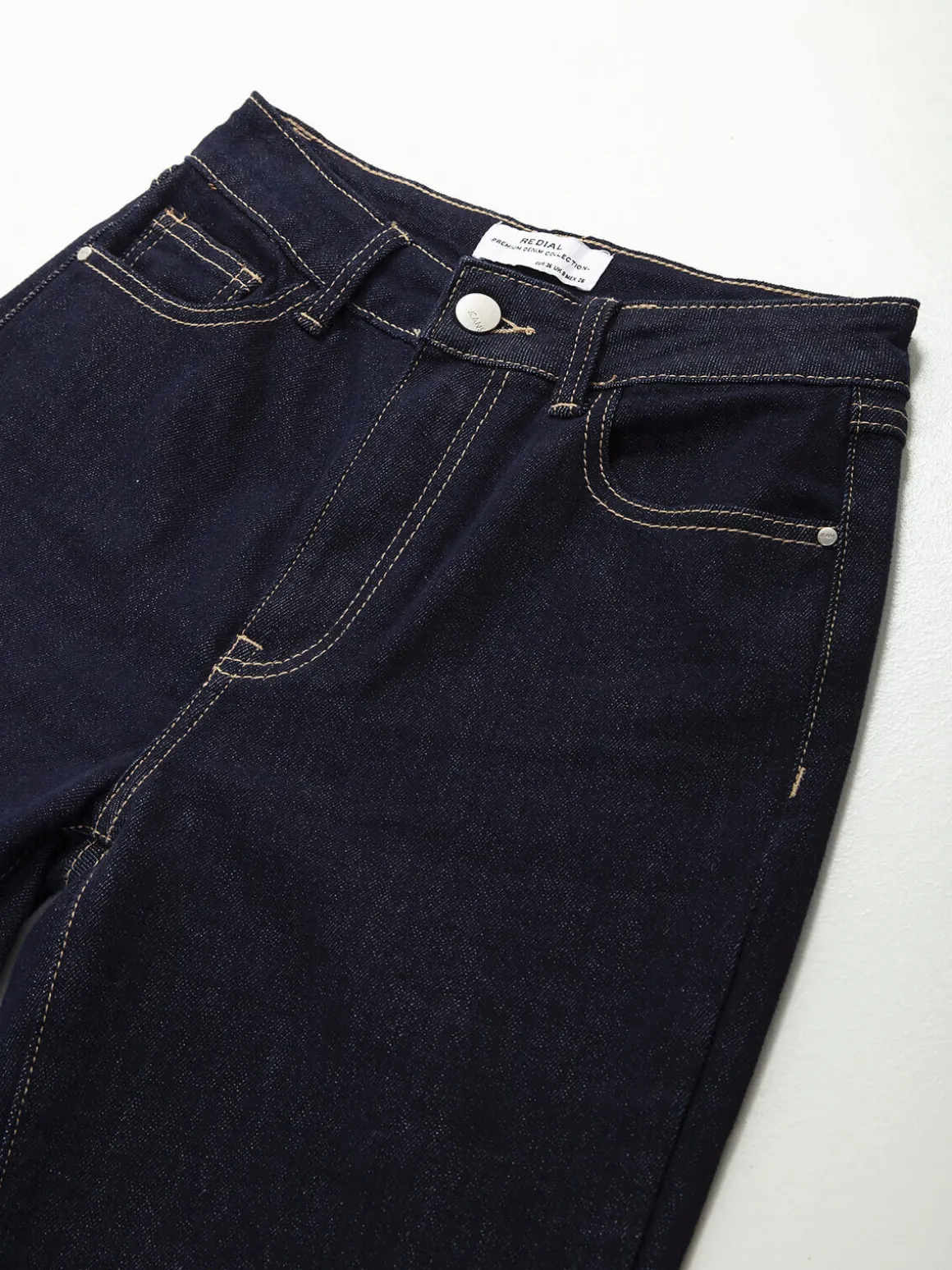 Mom jeans azul escuro