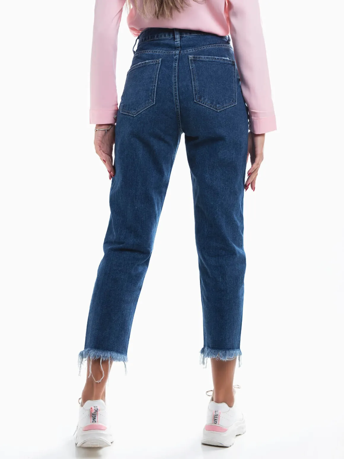Mom jeans base desfiada