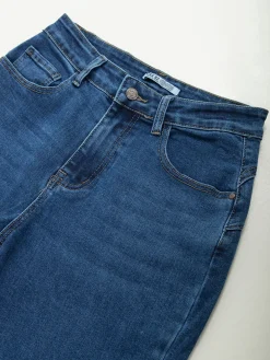 Mom jeans cintura alta efeito push-up