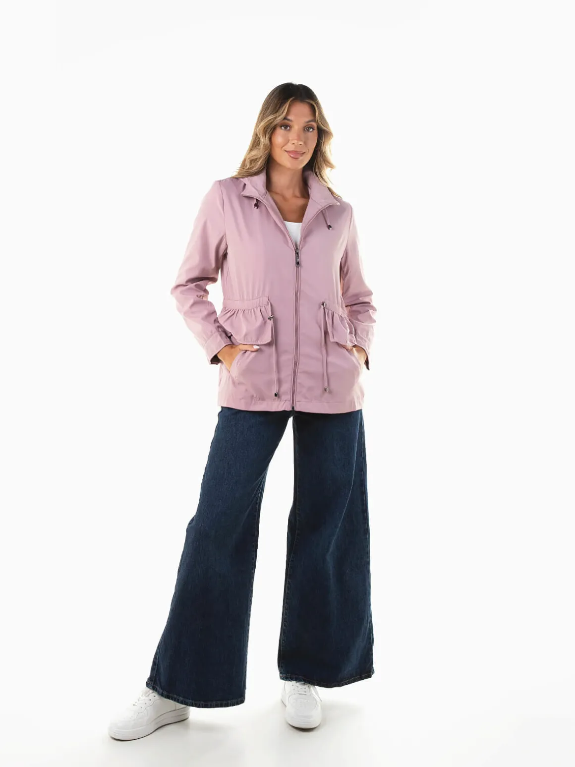 Parka cintada com folho