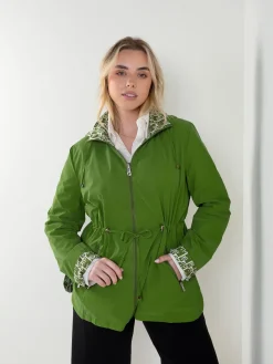 Parka verde com capuz reversível