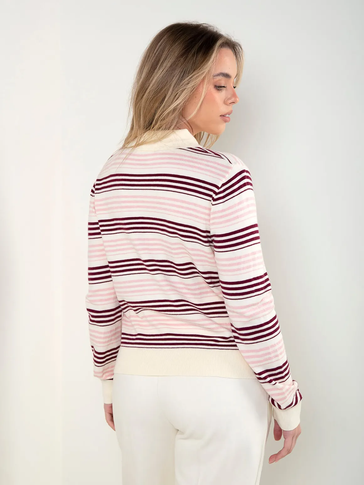 Polo de malha às riscas mistura viscose