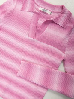 Polo malha canelada ás riscas