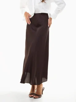 Saia midi acetinada cintura alta