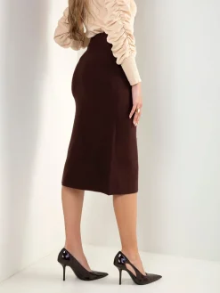 Saia midi malha com botões decorativos