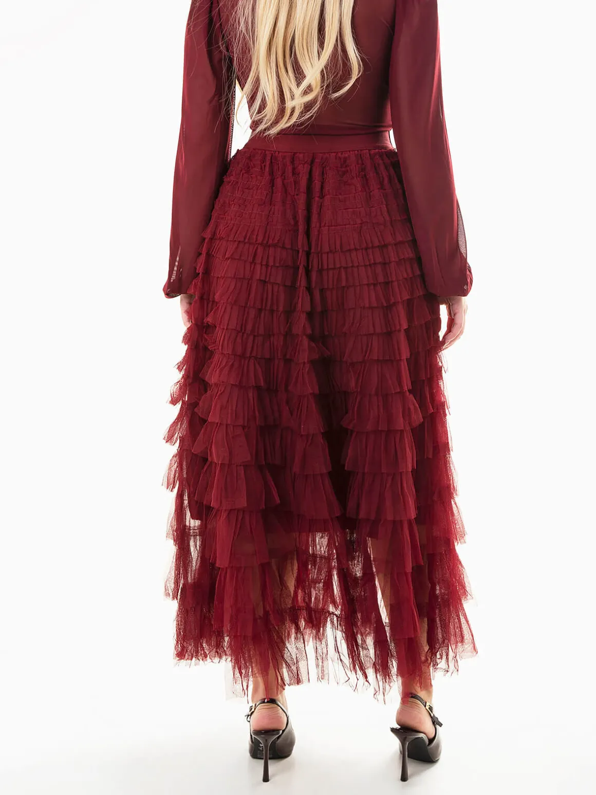 Saia tule comprida com folhos