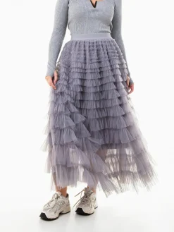 Saia tule comprida com folhos