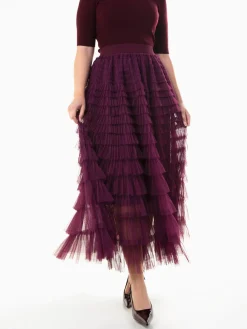 Saia tule comprida com folhos