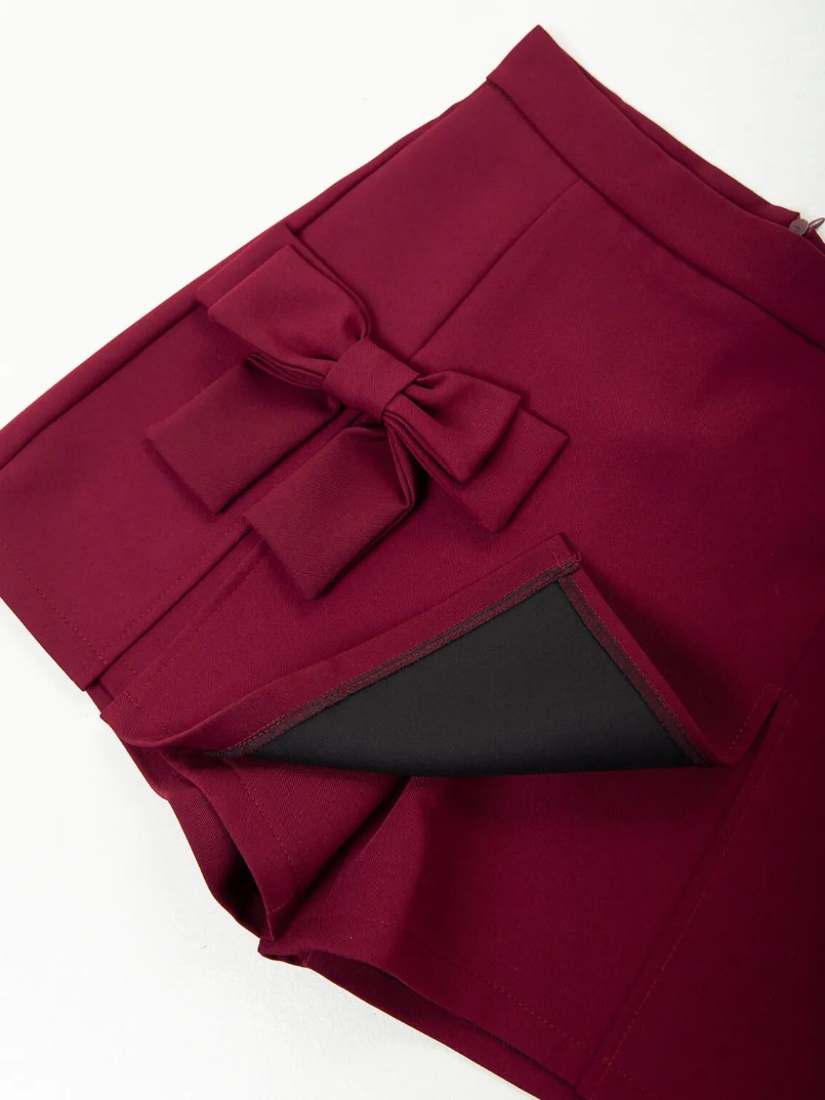 Saia-calção com laço