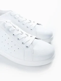 Sapatilhas desportivas brancas com vermelho