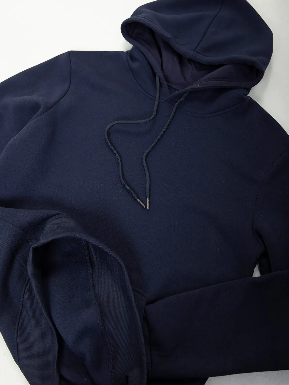 Sweatshirt capuz com interior cardado