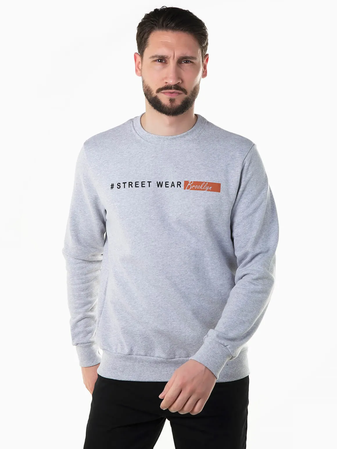 Sweatshirt com letras
