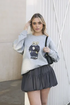 Sweatshirt oversized com urso