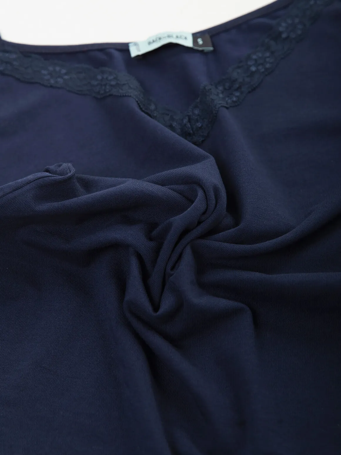 Top básico algodão com renda