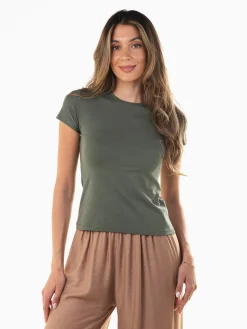 T-shirt básica manga curta