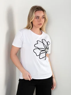 T-shirt com aplicação flor