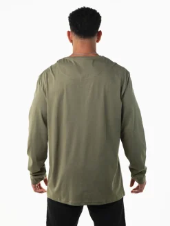 T-shirt com círculo manga comprida