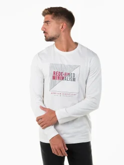 T-shirt com grafismo manga comprida